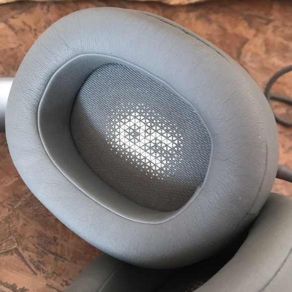 JBL Bluetooth headphones - Picture 6 of 15